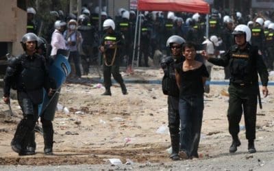 Los grupos de derechos laborales condenan la violencia contra las trabajadoras del textil en Camboya