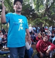 El gigante japonés, Uniqlo, no ofrece soluciones a las trabajadoras despedidas en Indonesia