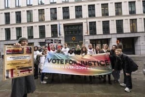 La Campaña Ropa Limpia insta a la Comisión Europea a no centrarse en la desregulación a costa de las trabajadoras, los derechos humanos y el medio ambiente